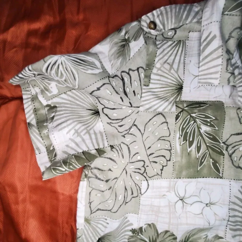Vintage Tapestry Shirt Mens LARGE USA Hawaiian Tiki Aloha‎ Batik Camp Plus